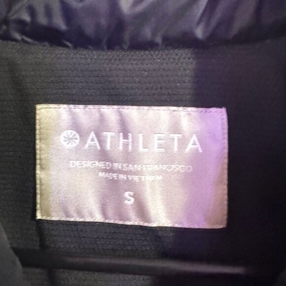 ATHLETA S Black on Black Mid length Nylon Winter Coat GORGEOUS - Picture 2 of 7